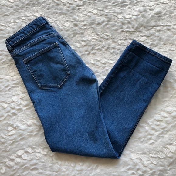 H&M straight leg dark wash blue jeans - Picture 2 of 8